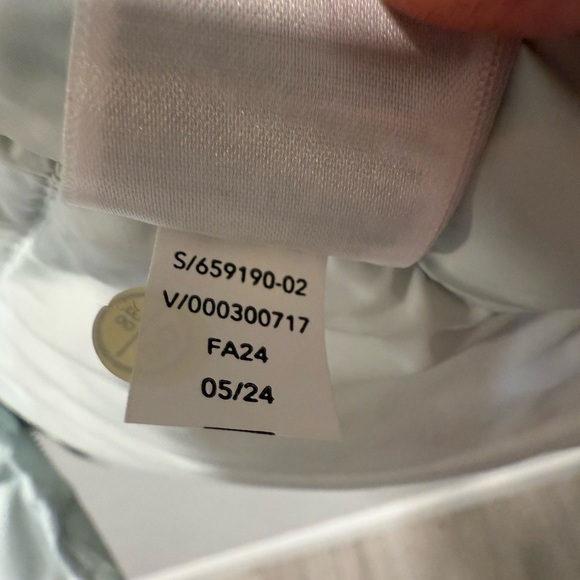 ATHLETA Women’s Downtown Gilet Puffer Vest Size M Glacier Blue - Picture 10 of 10